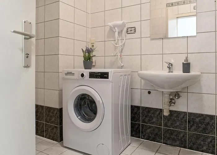 Cozy 2br - Near Wiener Stadthalle Wien